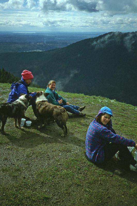 1994-05 Tiger Mtn with Jeanne Mason and Anne Gengler.jpg